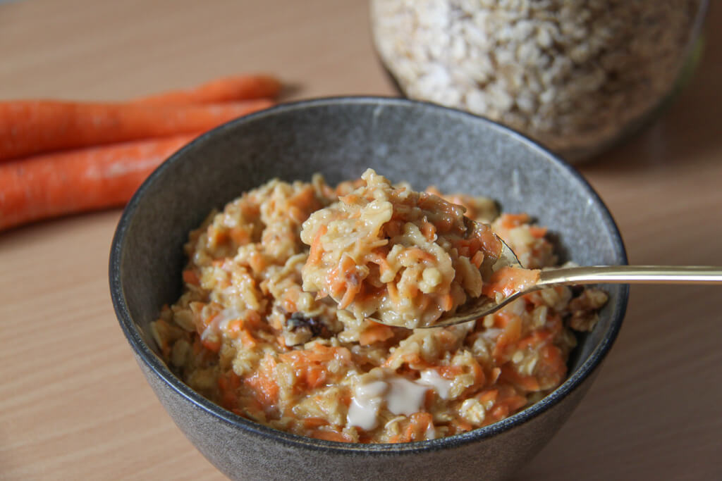 Ricetta porridge alla torta di carote